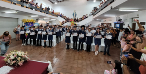La escuela Tiburcio Benegas de Capital realizó su acto de colación de grados