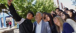 Cornejo inauguró en Godoy Cruz el primer patio solar en una escuela pública