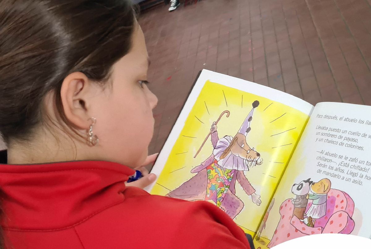 niña-libro