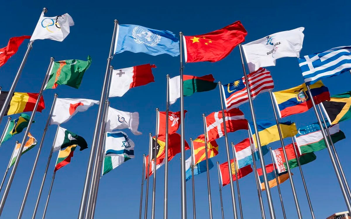 banderas de distintos países