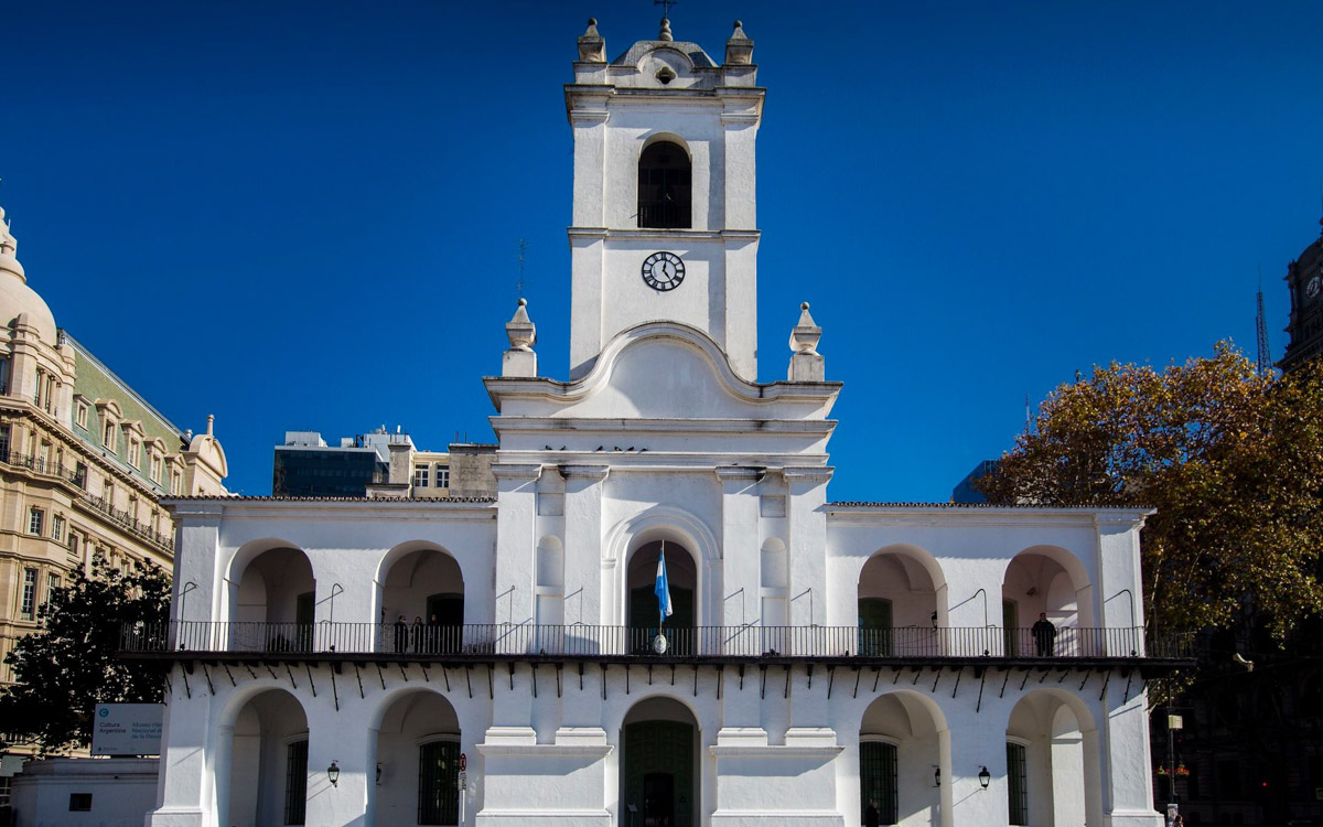 casa de Tucumán- cielo