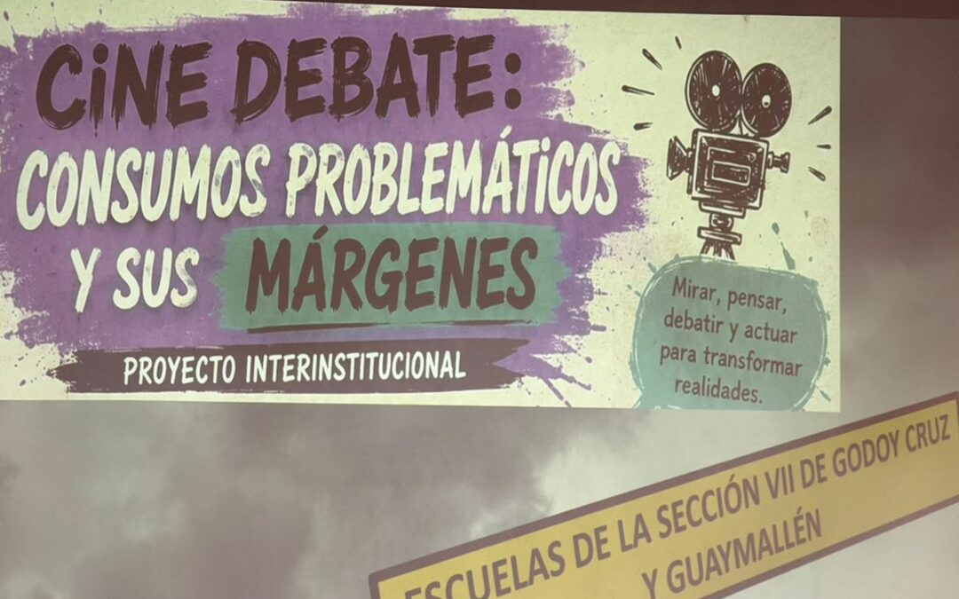 Alumnos de escuelas secundarias privadas participaron en una jornadade cine-debate sobre consumos problemáticos