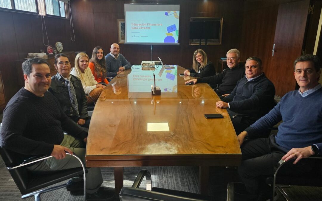 Educación Superior y Banco Supervielle impulsan curso de Educación Financiera para docentes de carreras técnicas