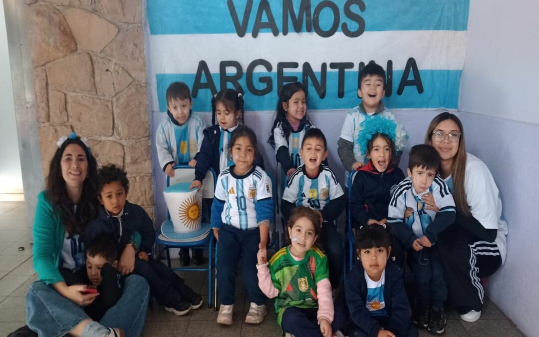 El JIE Granaderos de los Andes promueve los valores de identidad nacional