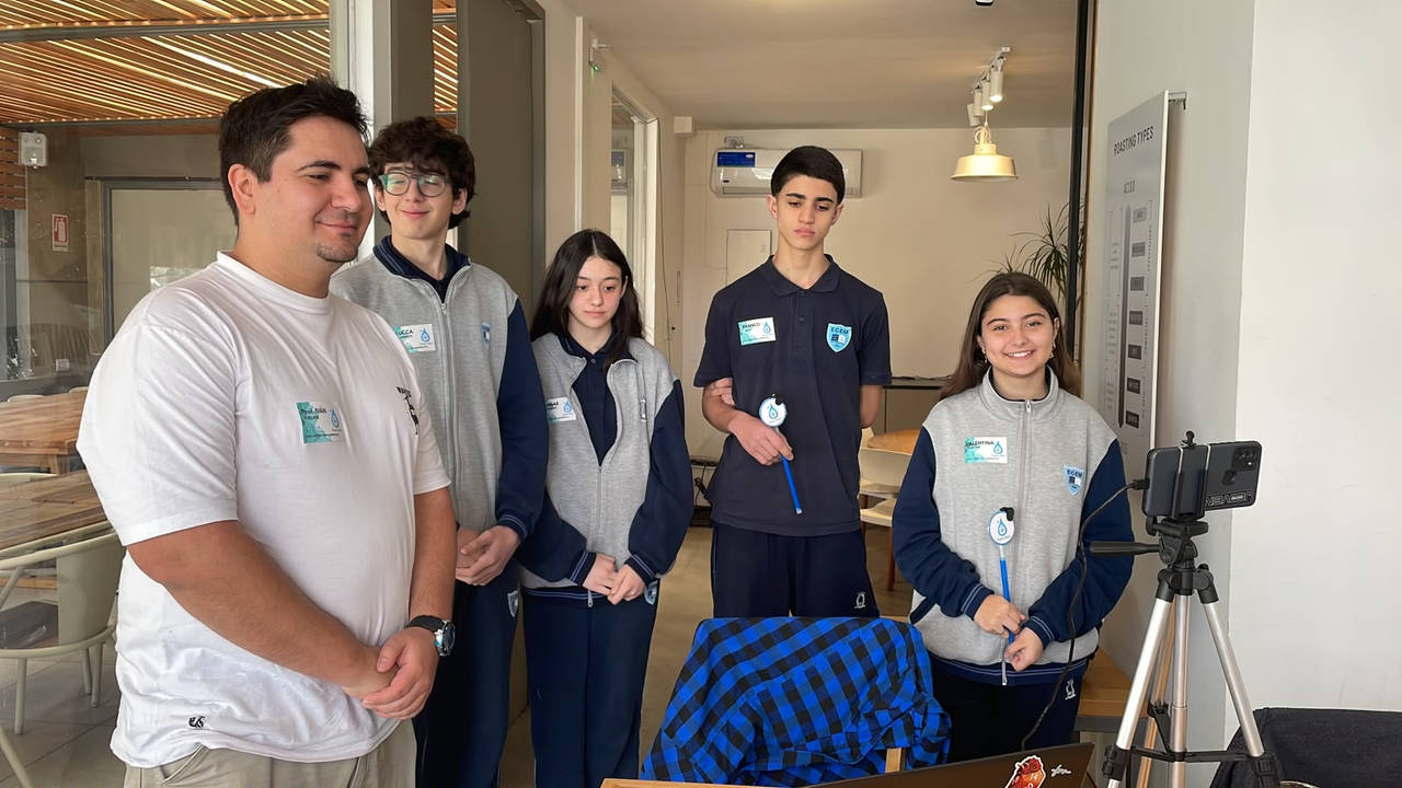 Estudiantes-de-secundaria-representaron-a-Mendoza-en-el-programa-EY-STEM-APP-2026