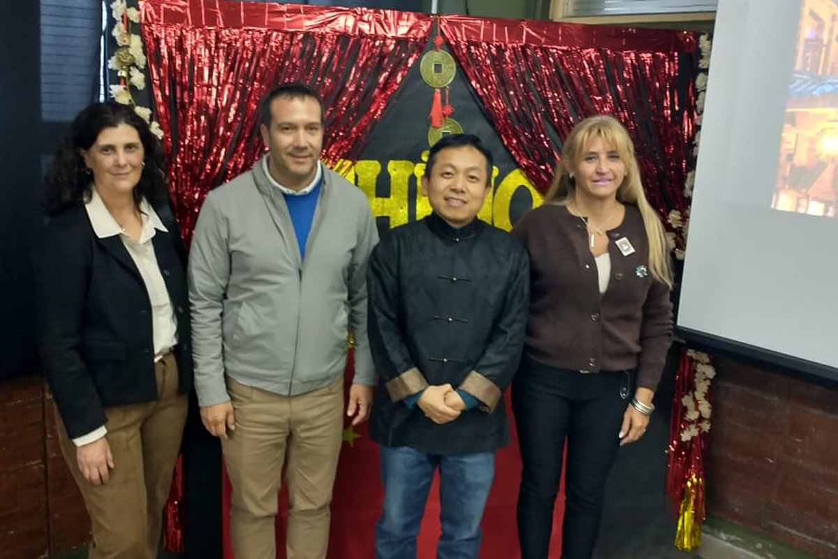 docentes y estudiantes del Instituto Confucio analizaron la experiencia educativa de su aprendizaje