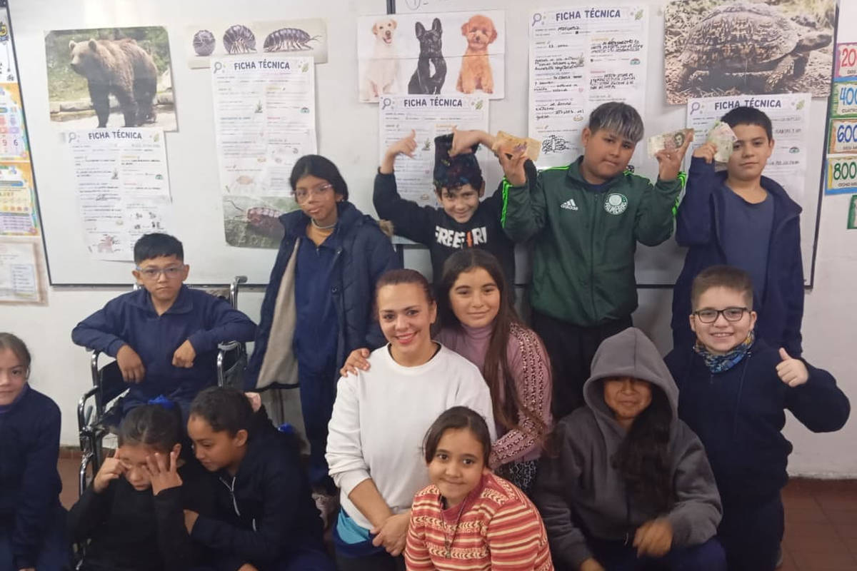 estudiantes-en-proyecto-y-trabajo-aulico
