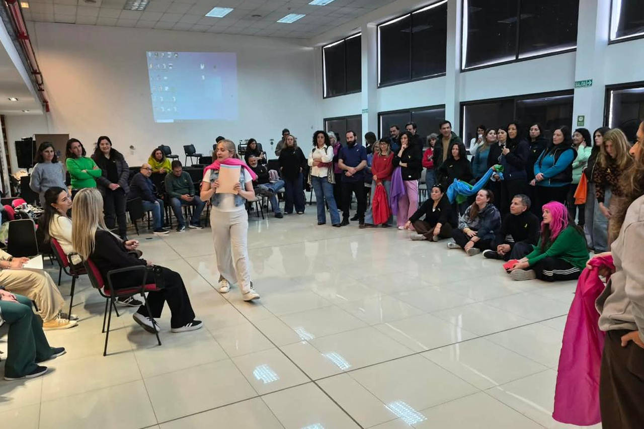 DGE realizó una capacitación sobre el arte como herramienta de acompañamiento