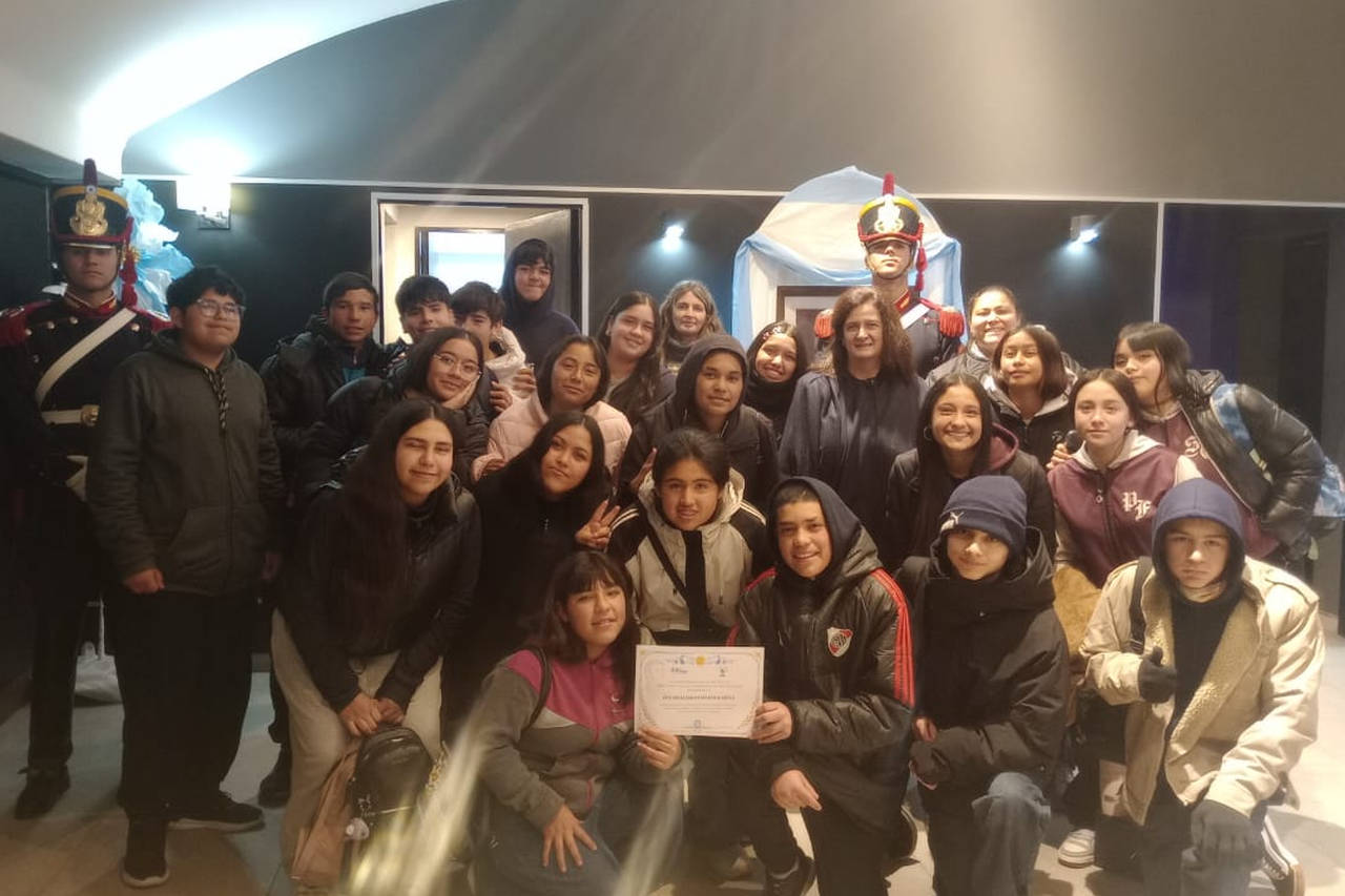 Estudiantes de San Rafael conmemoraron al General José de San Martín