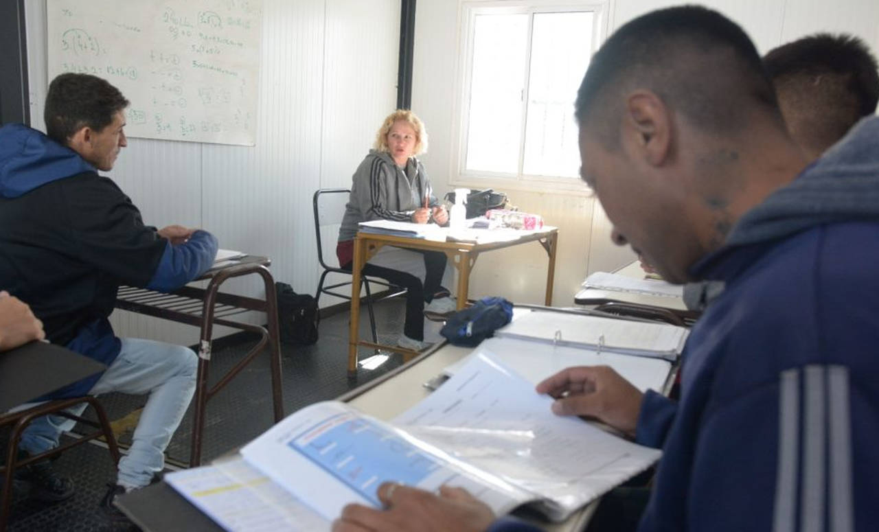 finlaidad-de-estudios-estudiantes-en-encierro.